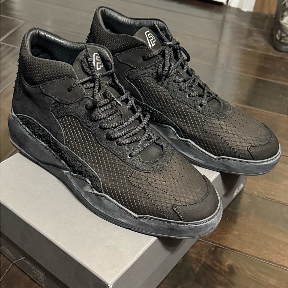 Filling Pieces - Picture 3 of 8